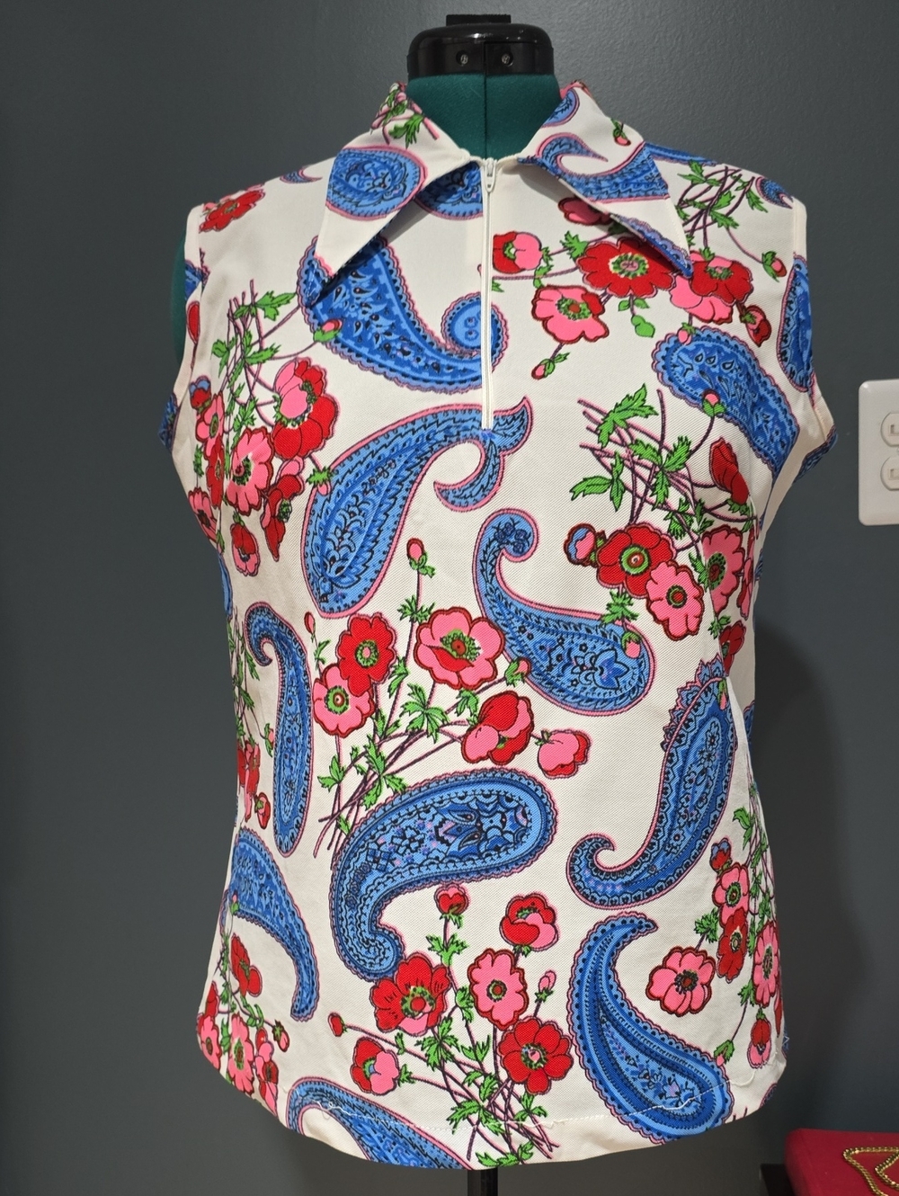 Vintage Sleeveless Paisley & Floral Zip Polo Top - White/Blue/Pink/Red Sz XL